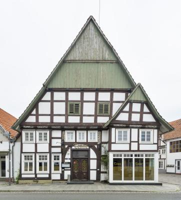 Wohn- und Geschäftshaus Rathausstraße