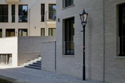 Außenperspektive, Rückseite mit Treppenerschließung