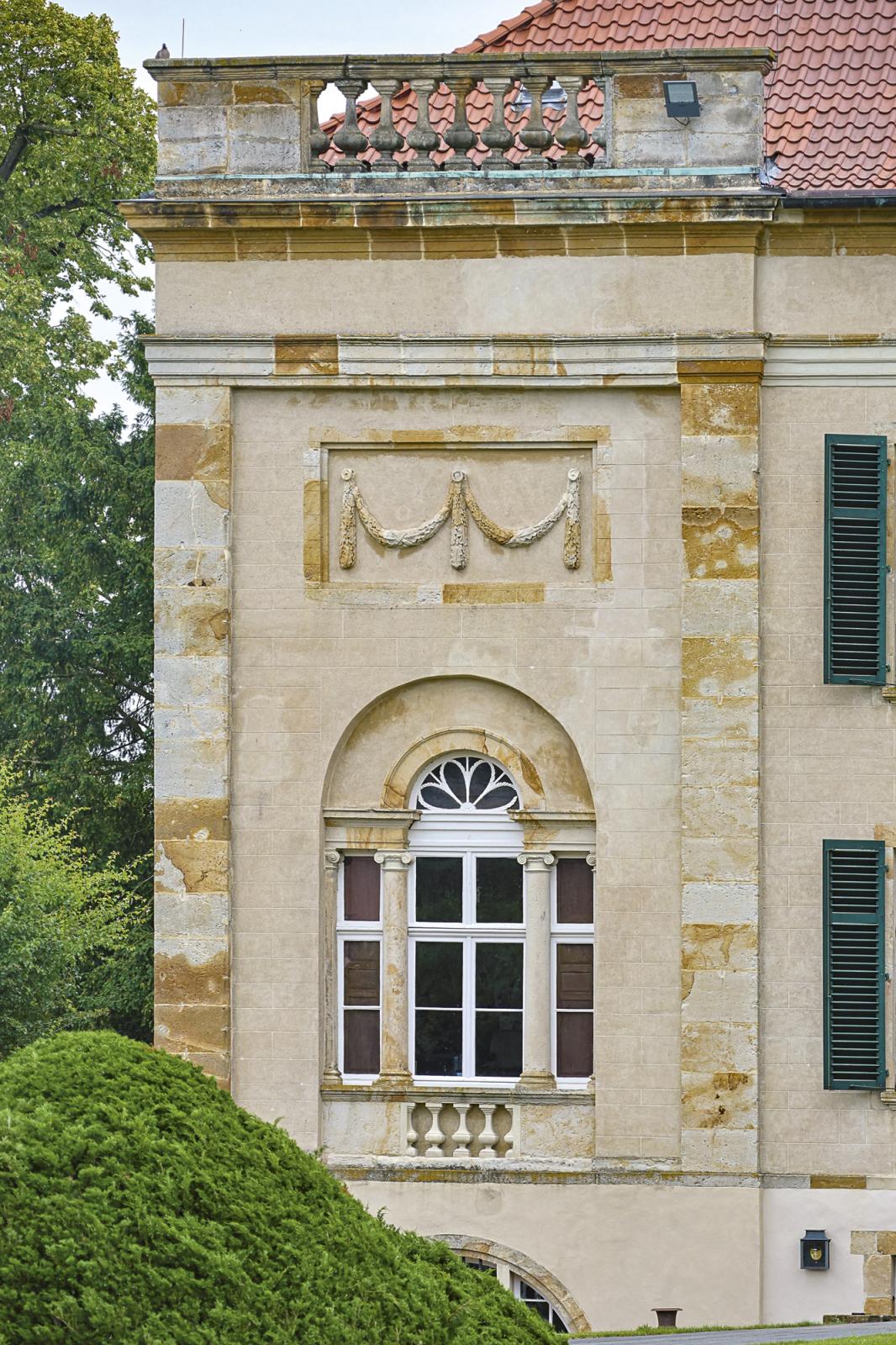 Herrenhaus Harkotten, Detail Fassade