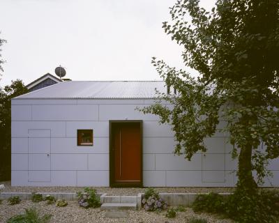 Haus Höfner, Seitenansicht Eingang