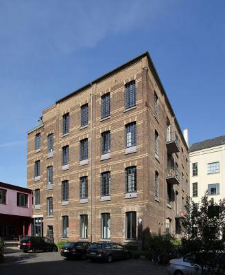 Außenansicht der ehemaligen Fabrik auf der Maria-Hilf-Straße in Köln