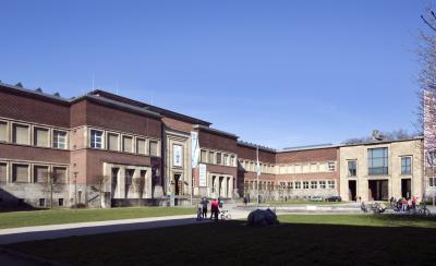 Ehrenhof mit Kunstpalast