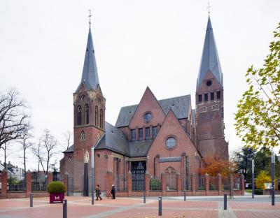 St. Antonius, Westansicht