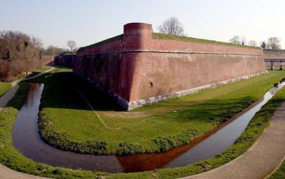 Blick auf eine der Bastionen