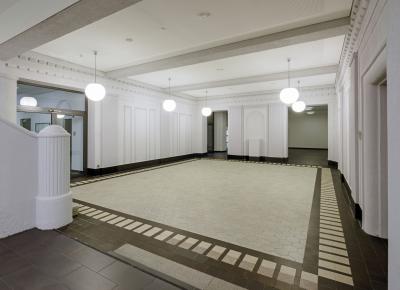 Fritz-Henßler-Berufskolleg, Haupteingang Bestandsbau