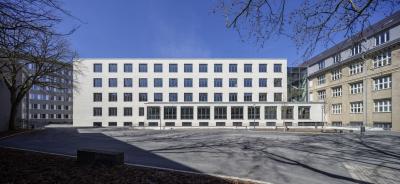 Fritz-Henßler-Berufskolleg, Hofansicht Erweiterungsbau