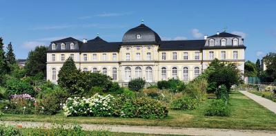 Poppelsdorfer Schloss Bonn, Südostansicht