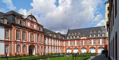 Prälaturhof
