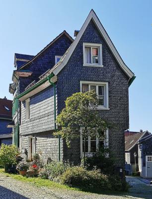 Giebelständiges Haus im Stadtkern von Lennep