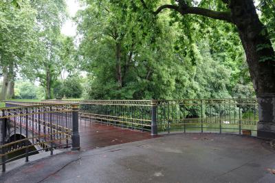 Goldene Brücke im Düsseldorfer Hofgarten