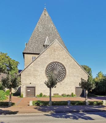Christus-König-Kirche, Ansicht Südosten