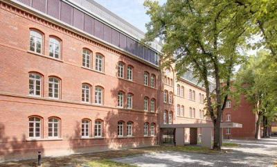 Mannschaftsgebäude (Bestandssanierung)