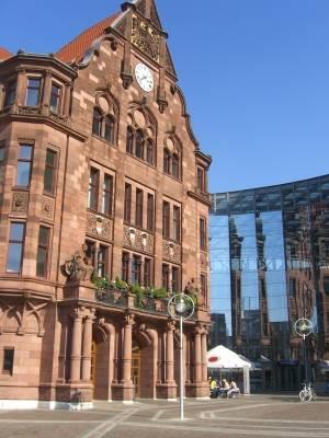 Stadthaus mit Anschluss Berswordt-Halle