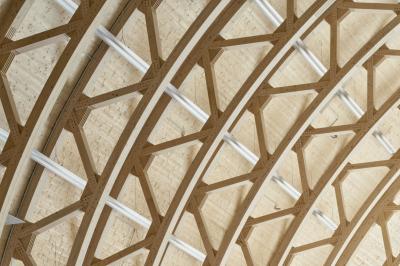 Holzkonstruktion im Luftschiffhangar