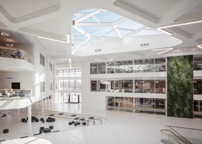 Aldi Nord Campus, Plaza