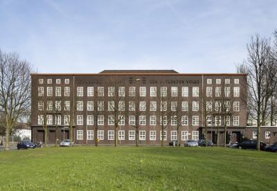 Berufskolleg Bottrop, Westfassade