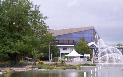 Eingang zum Grugapark mit Grugahalle