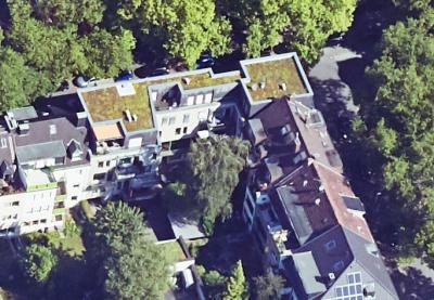 Schrägluftbild von Süden, Wohn- und Bürogebäude