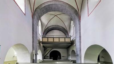 Kircheninnenraum, Blick nach Westen