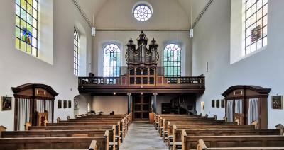 Klosterkirche Werne, Kircheninnenraum mit Blick zur Orgel