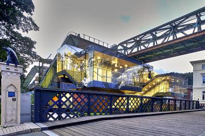 Haltestelle Adlerbrücke