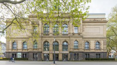 Hauptansicht am Joseph-Beuys-Platz