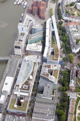Kaistraße und Zollhof von oben