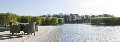 RS+Yellow Distribution Centre - Ausblick auf die Wasserfläche