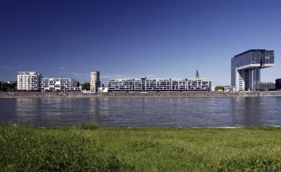 Blick in den Rheinauhafen