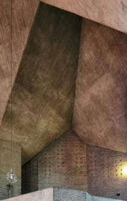 Deckenfaltwerk aus Beton