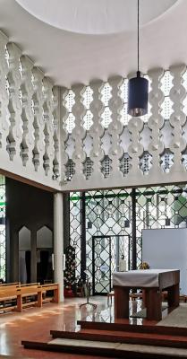 Altar und Baldachin