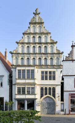 Bürgermeisterhaus am Markt 34 mit imposantem Ziergiebel