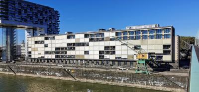 Halle 11 Rheinauhafen, Rheinansicht