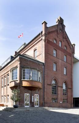 Altbau Germania-Campus