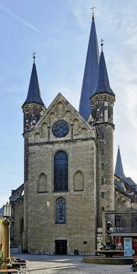 Westfassade Münster Bonn