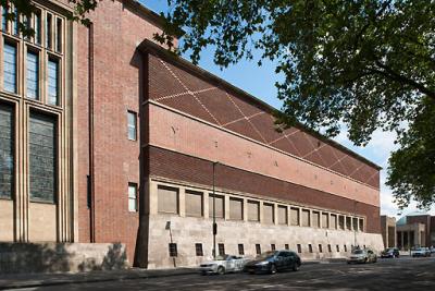 Straßenfassade Kunstpalast