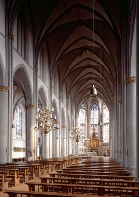 Blick in den Kircheninnenraum Richtung Osten