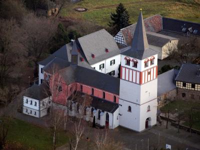Luftbild St. Pankratius Oberpleis