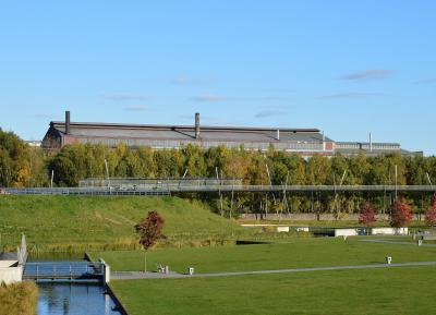Halle Hammerwerk II des Bochumer Vereins vom Westpark aus gesehen