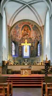 Altar und Chor