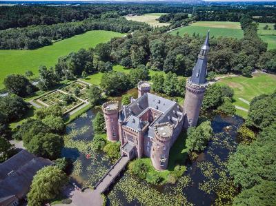 Luftbild Schloss Moyland