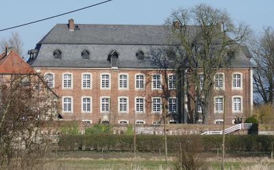 Hauptgebäude Haus Geist