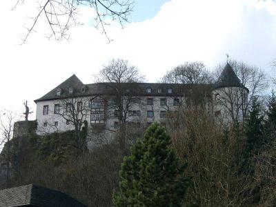 Flügelanlage Burg Bilstein von Südost