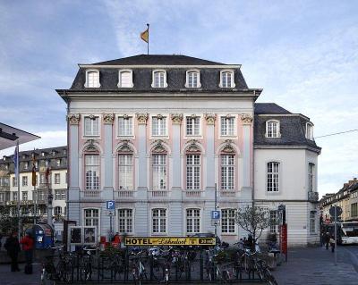 Seitenansicht Bonner Rathaus