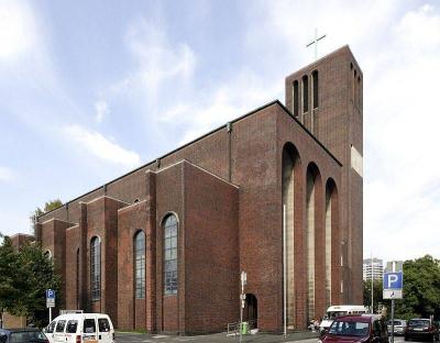 Südwestansicht St. Mariä Geburt