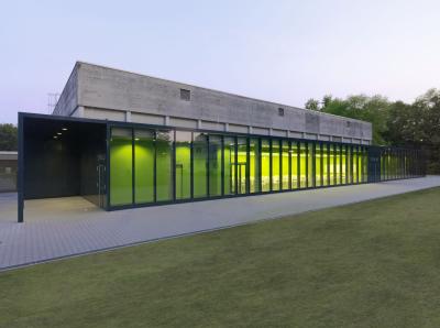 Bestand, vorgelagerter Mensa-Neubau
