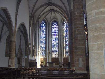 Innenansicht des Chorbereichs der Kirche St. Dionysius