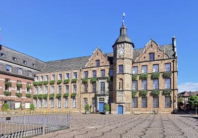 Altes Rathaus Düsseldorf, Südfassade zum Marktplatz
