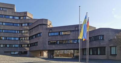 Rathaus Bensberg, Innenhof mit Durchgang