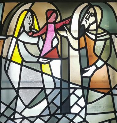 Fenster mit Szene aus dem Marienleben